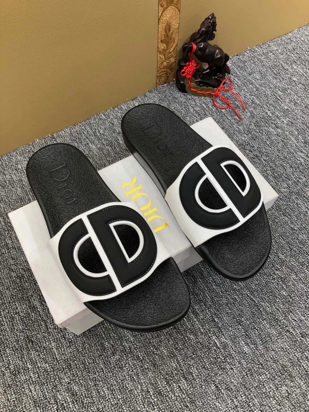 5LD216Z Popular Slippers