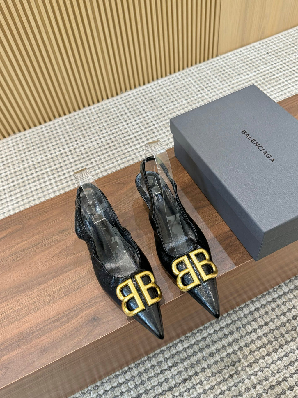 255QJ45Z Popular  leather High heels