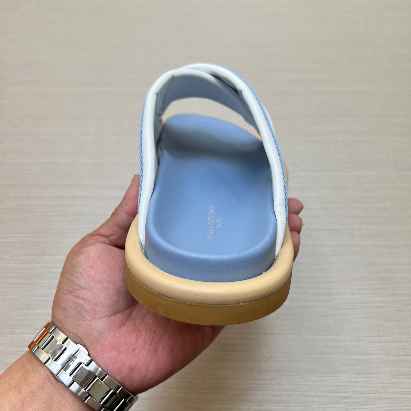 535ZE270Z Popular Slippers
