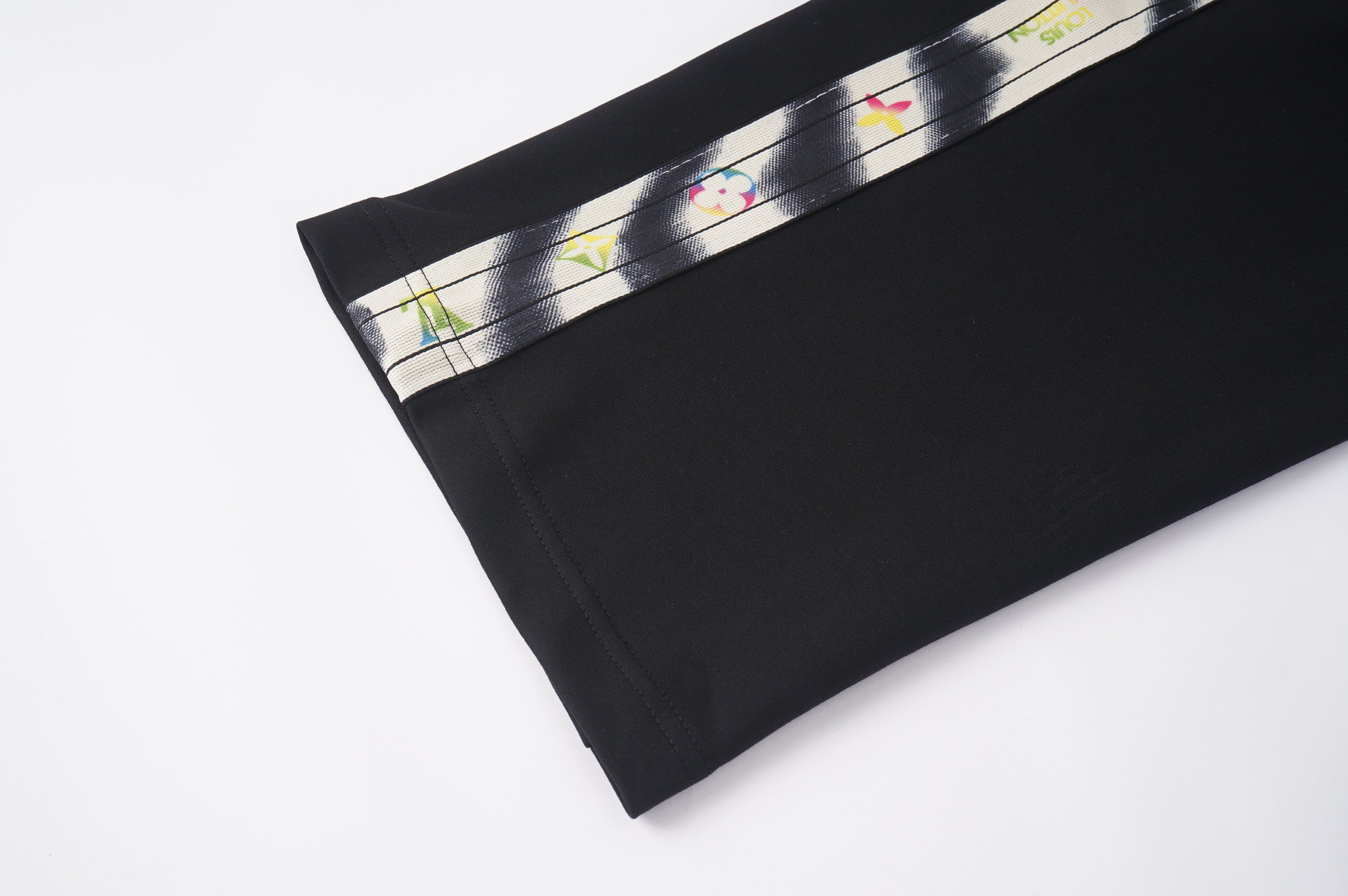 105ZE385U Popular Pants