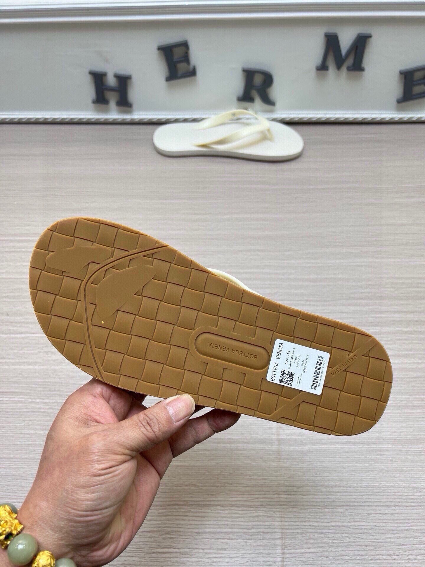 535ZA291Z Popular Slippers