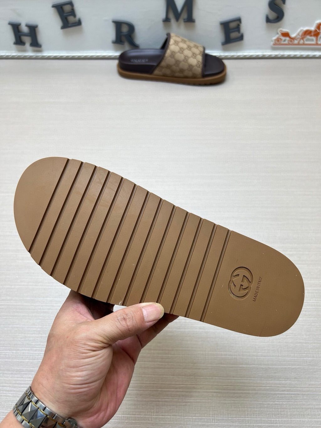 5LB231Z Popular Slippers