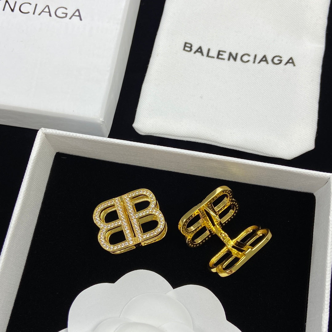 14J429E Popular  Earrings