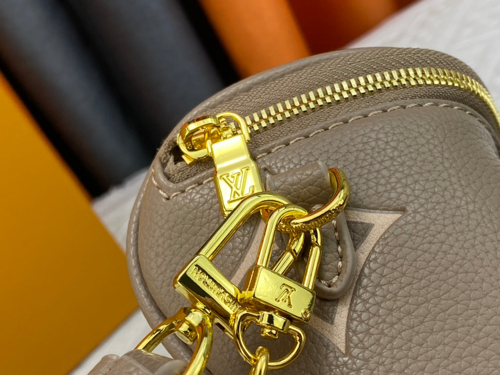 155NE58B Popular   leather bag