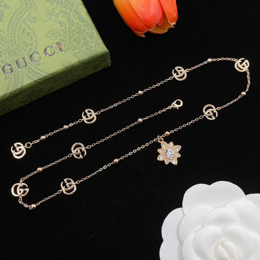 175RB27X Popular   Necklaces .