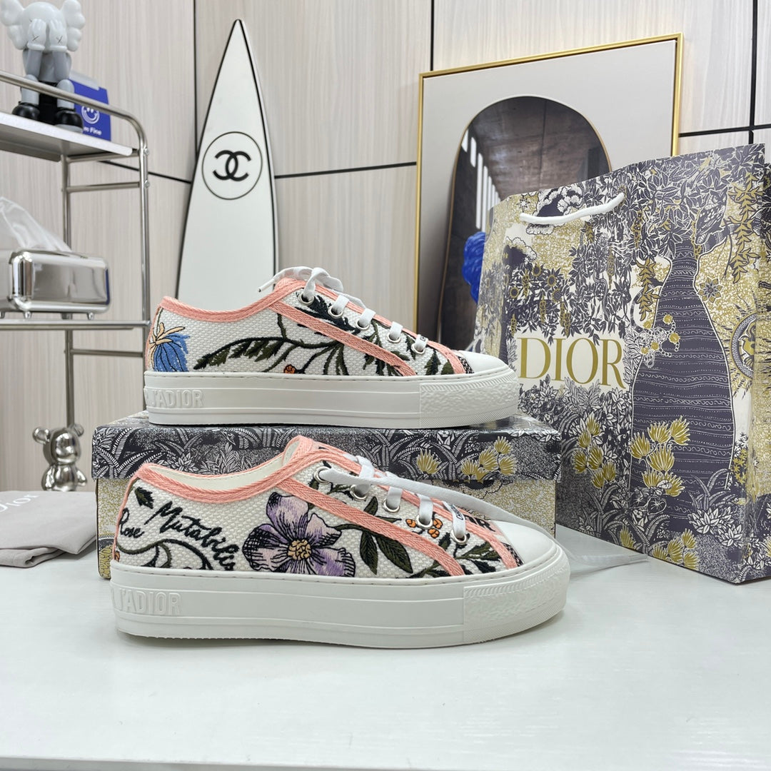 1XD66Z Popular shoes