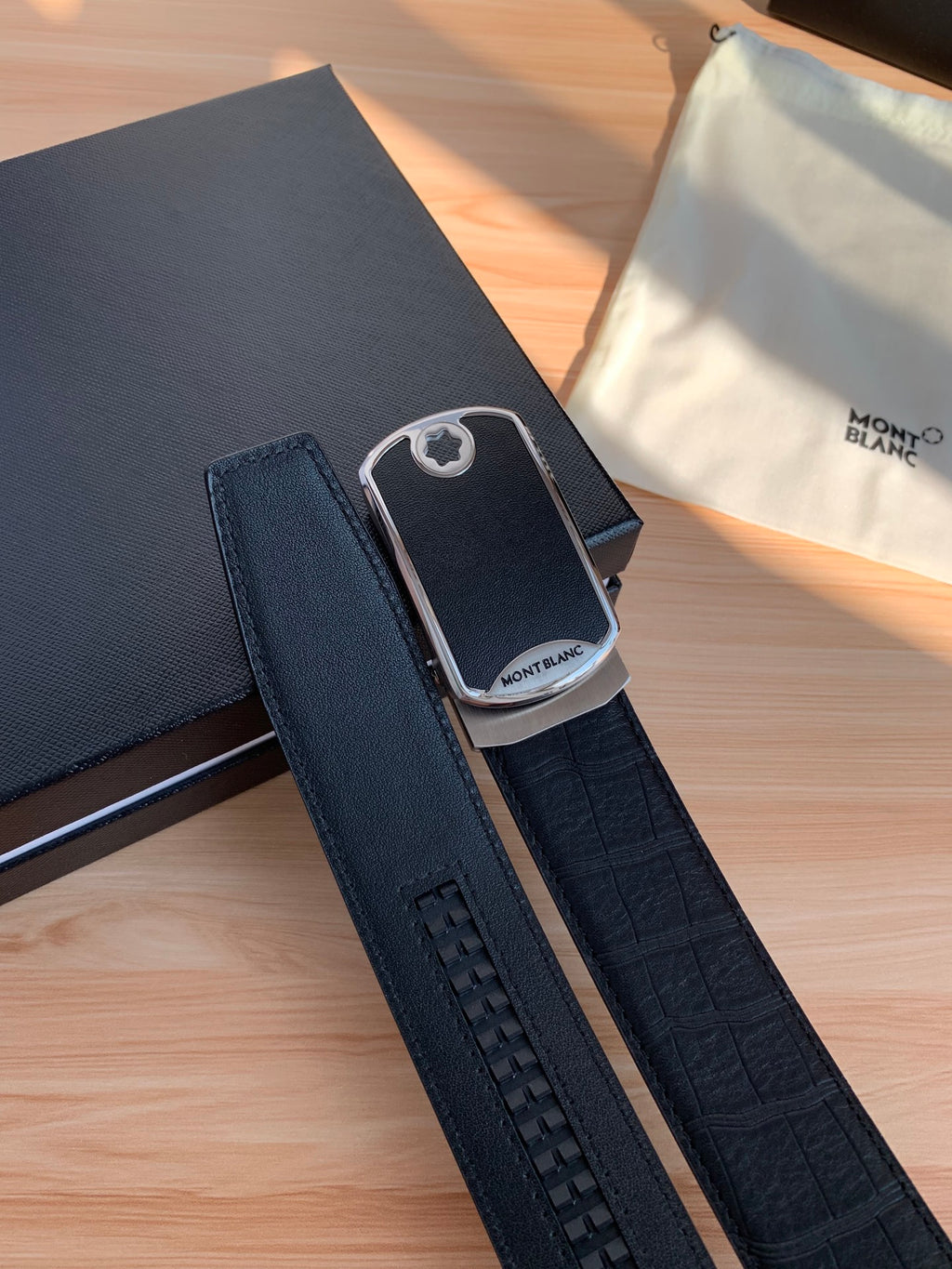 P1P36A26 Popular High quality belt With full package