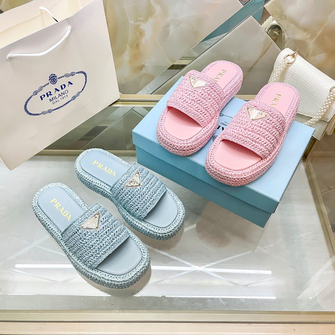 14PD22Z Popular slippers