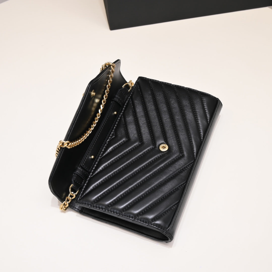 B1R56SL19 Popular leather bag