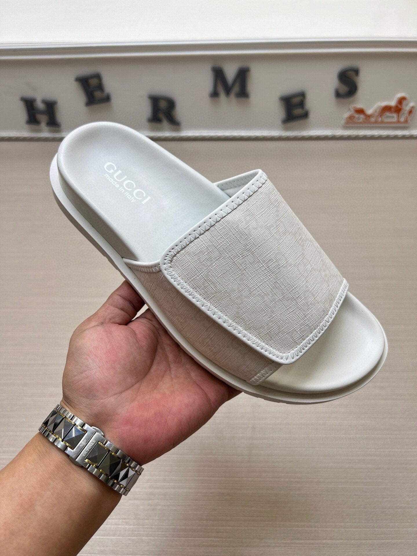 5LB231Z Popular Slippers