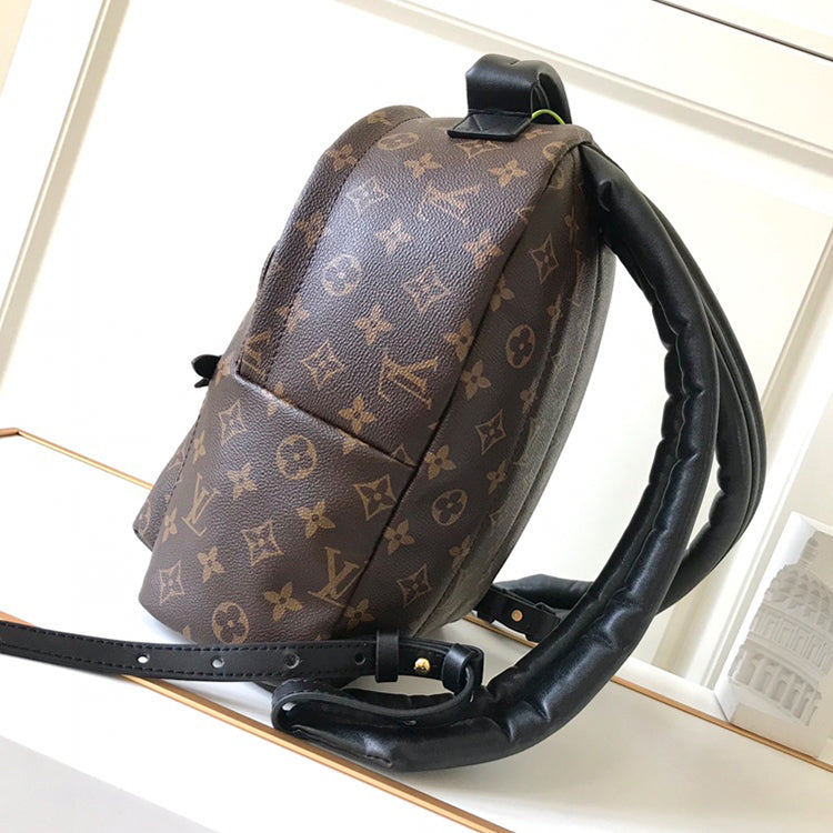 1E70B Popular leather backpacks