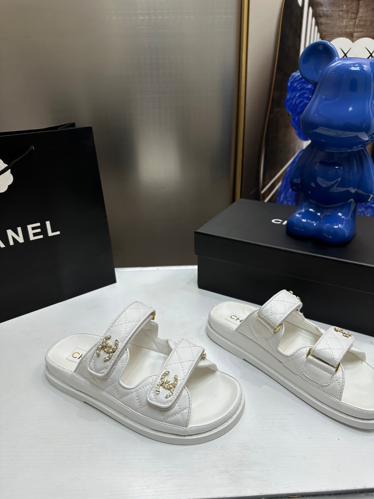 145RC1Z Popular sandals