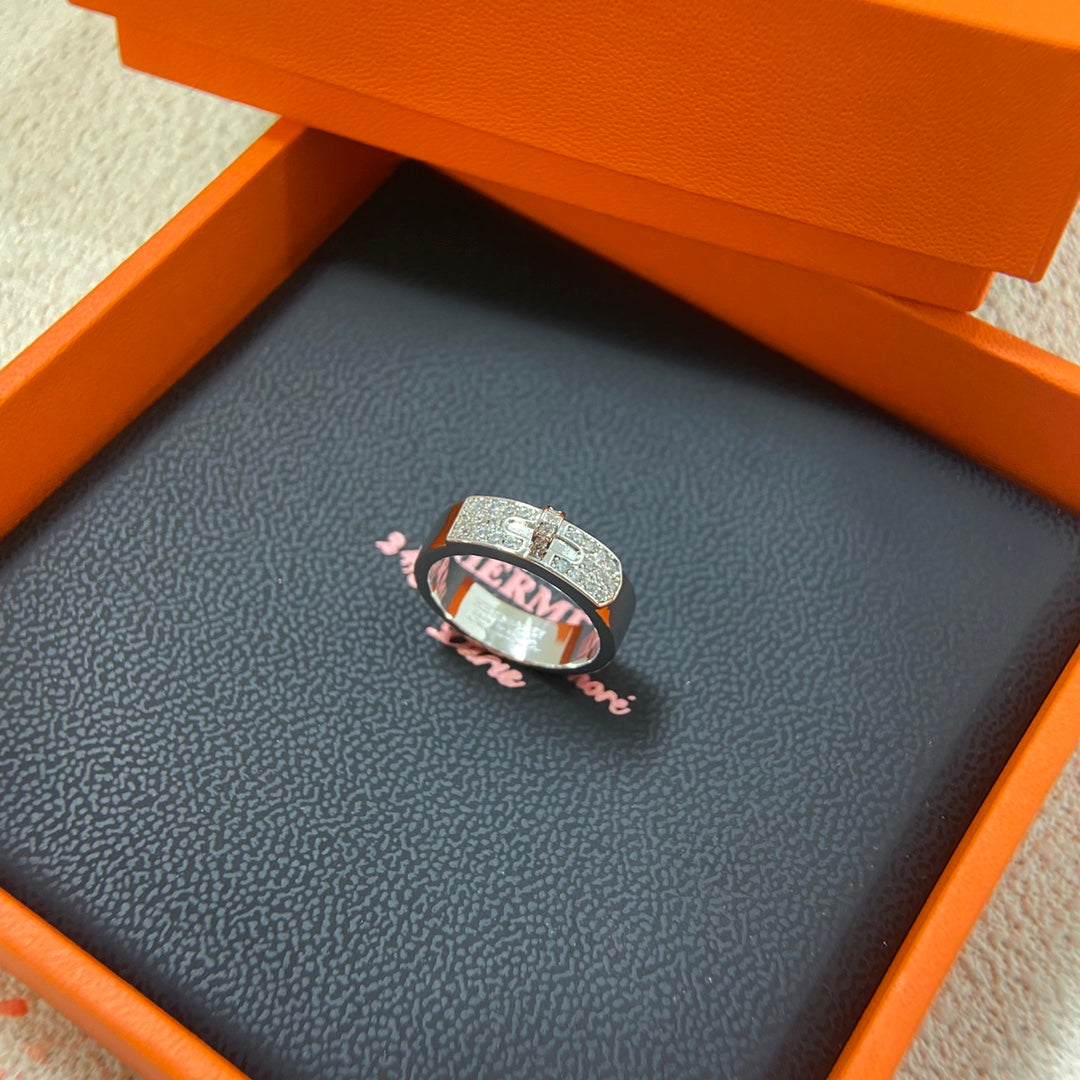 585QH74J  Popular  Rings