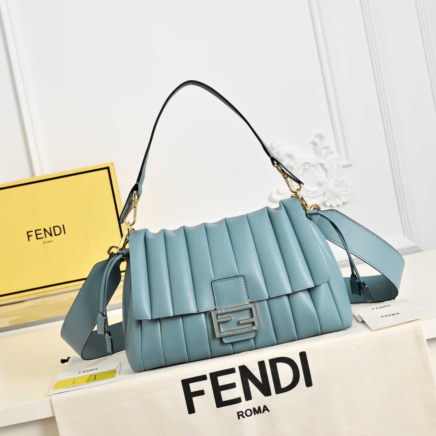 136PF106B Popular leather bag