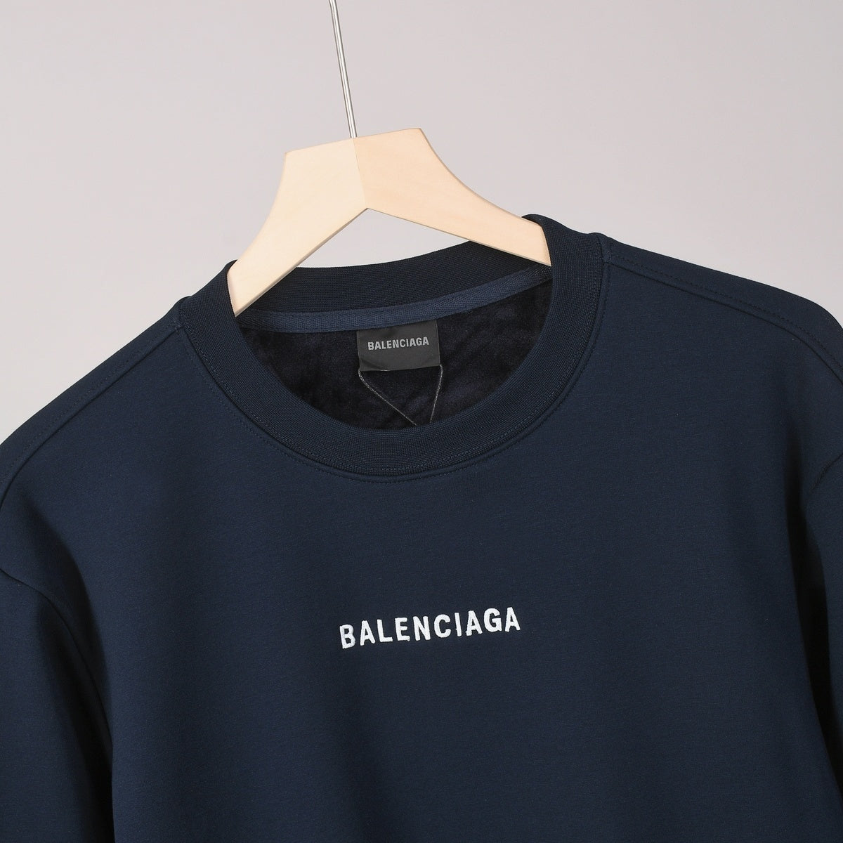 115ZJ489U Popular Sweaters