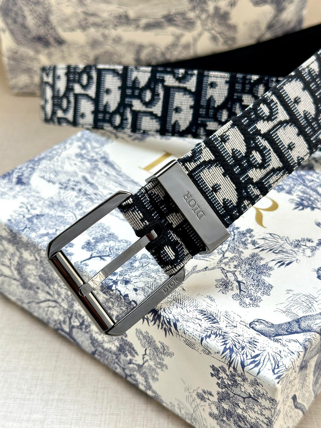 1115QD26P Popular High quality belt With full package
