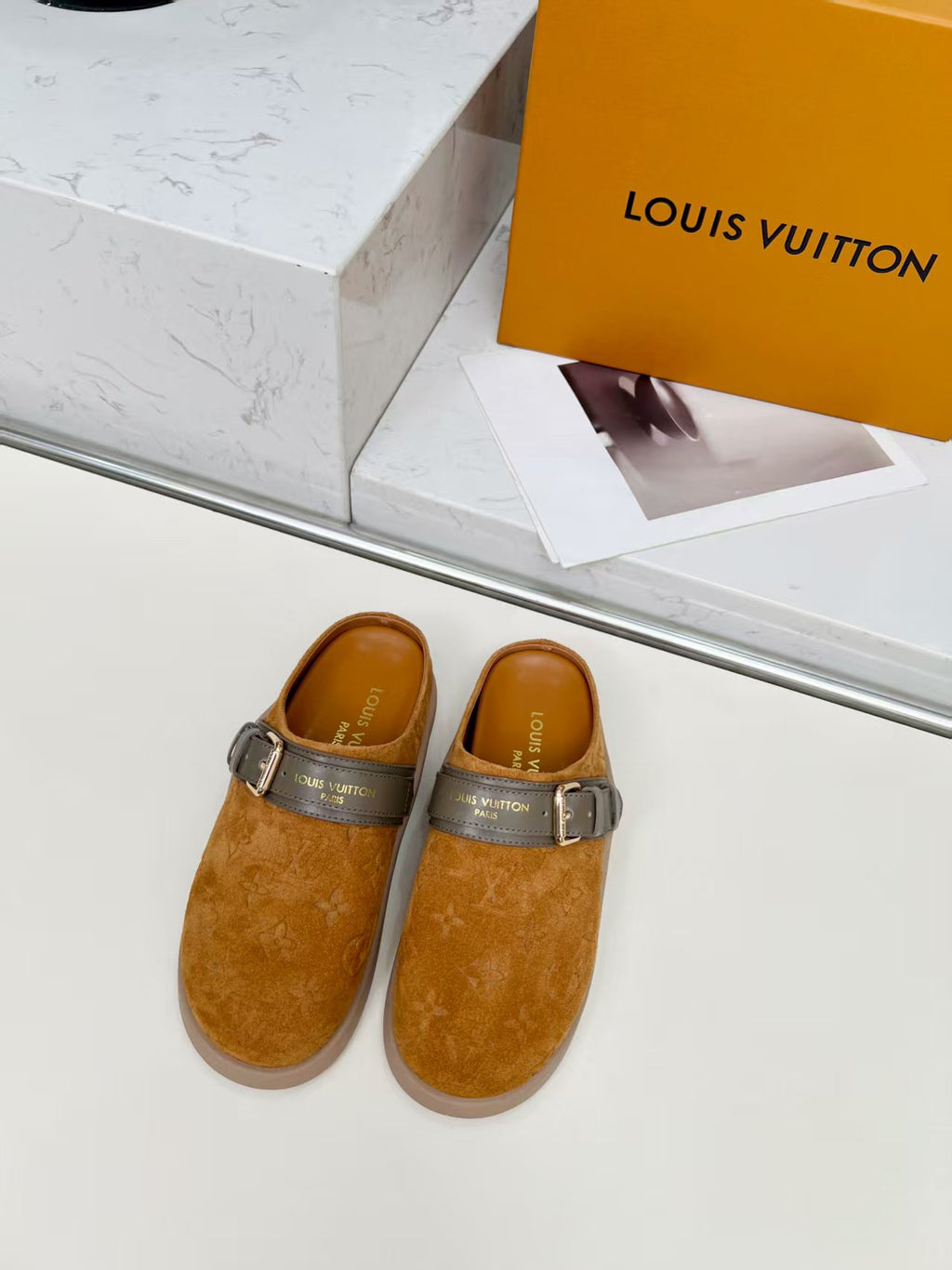 2105QE255Z Popular high-quality Shoes