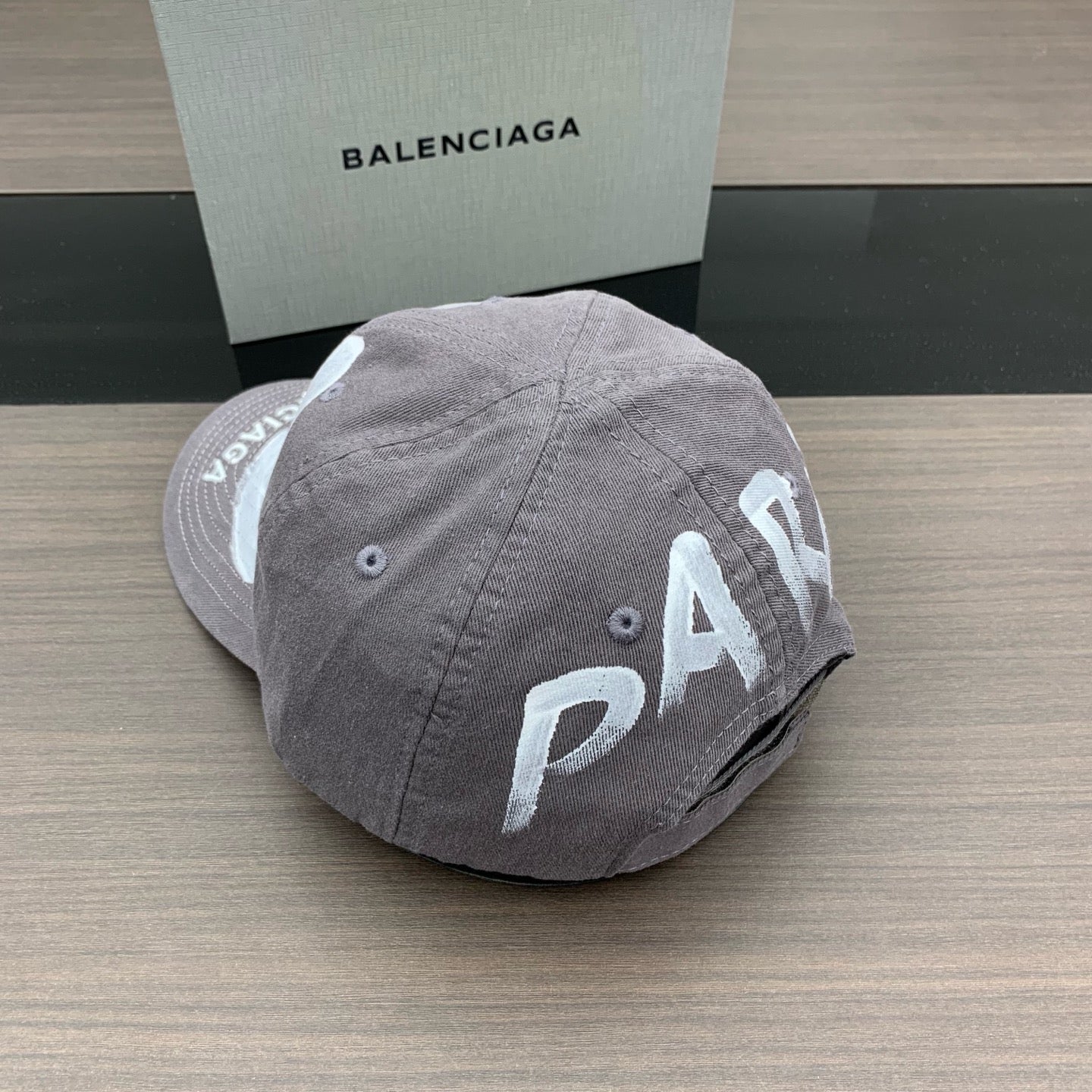 135ZJ530M Popular hats