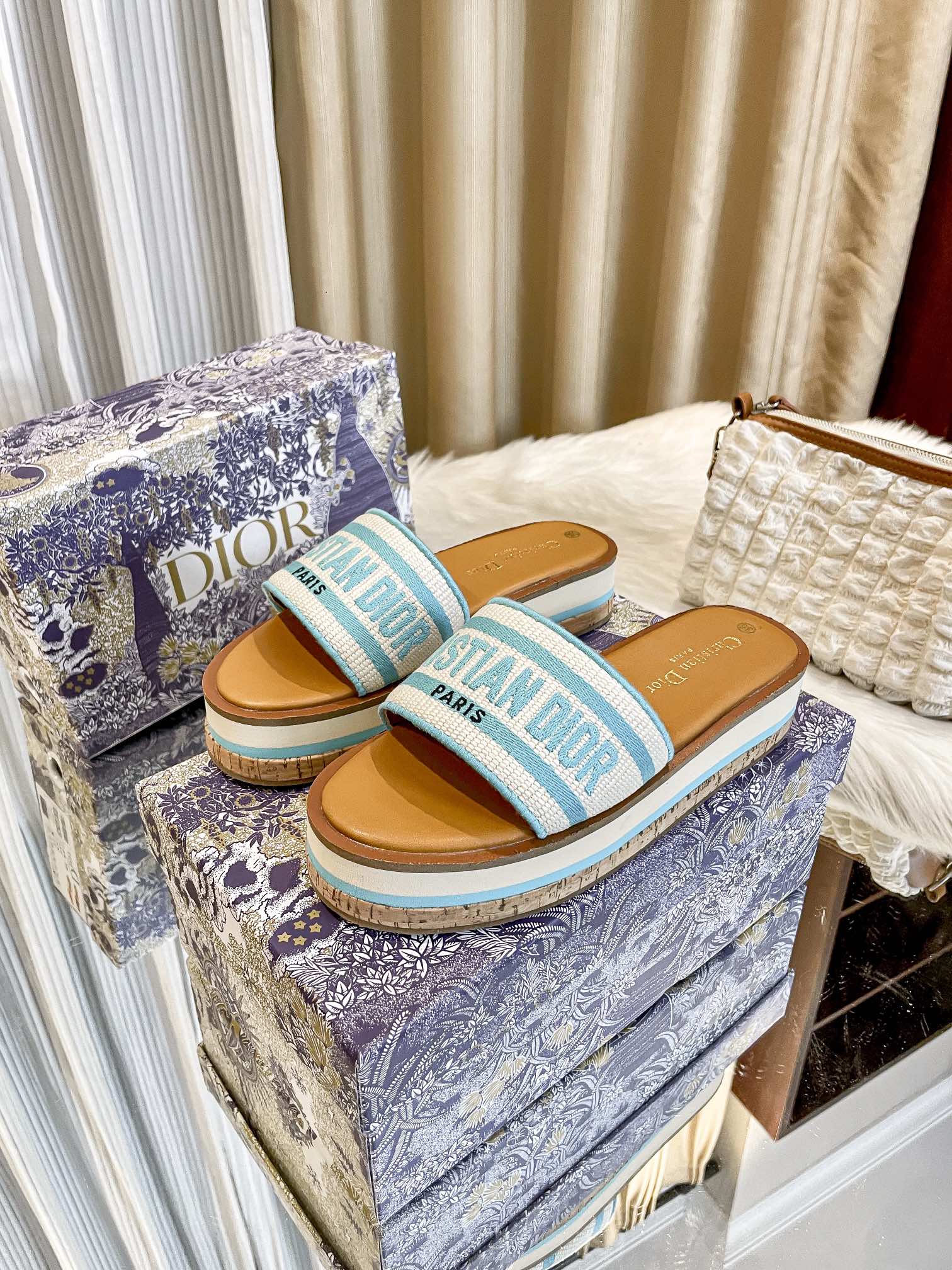 1LD22Z Popular slippers