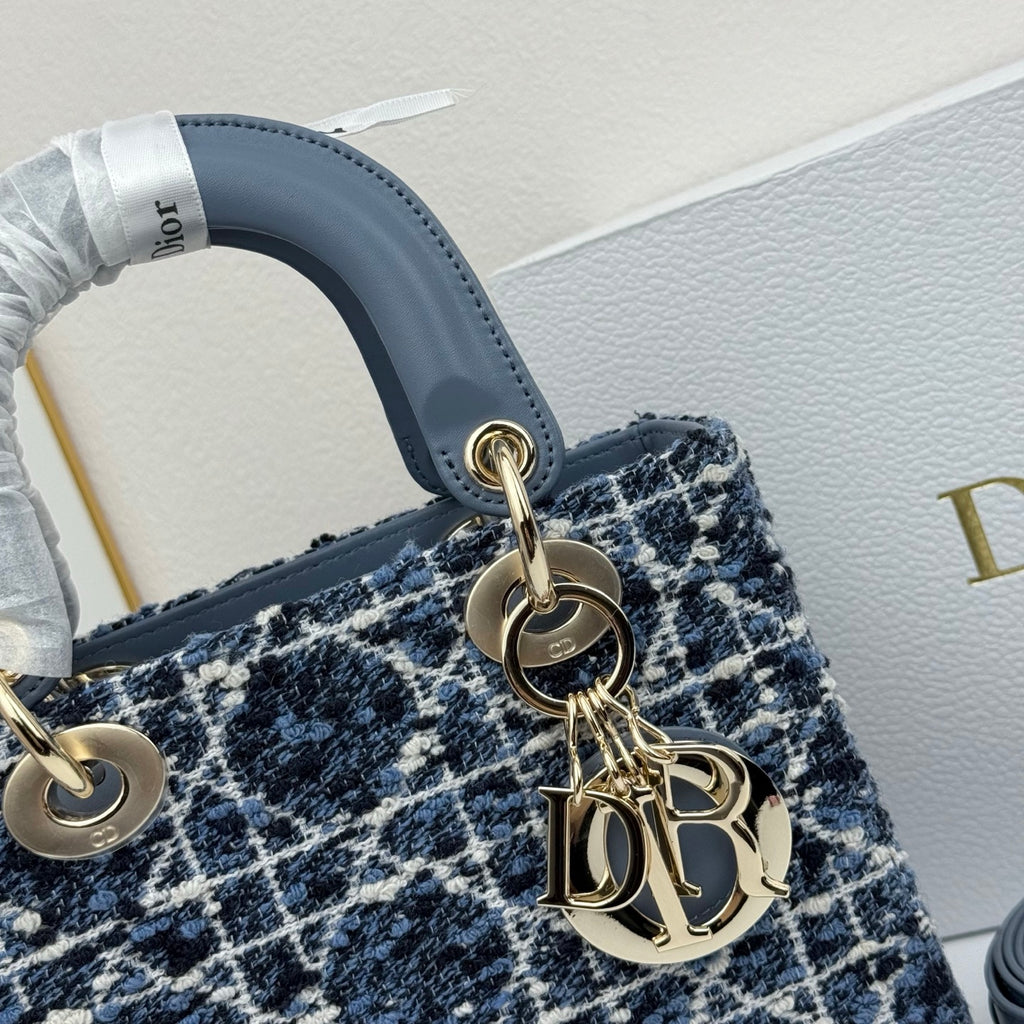 136ND25B Popular  Purse bag