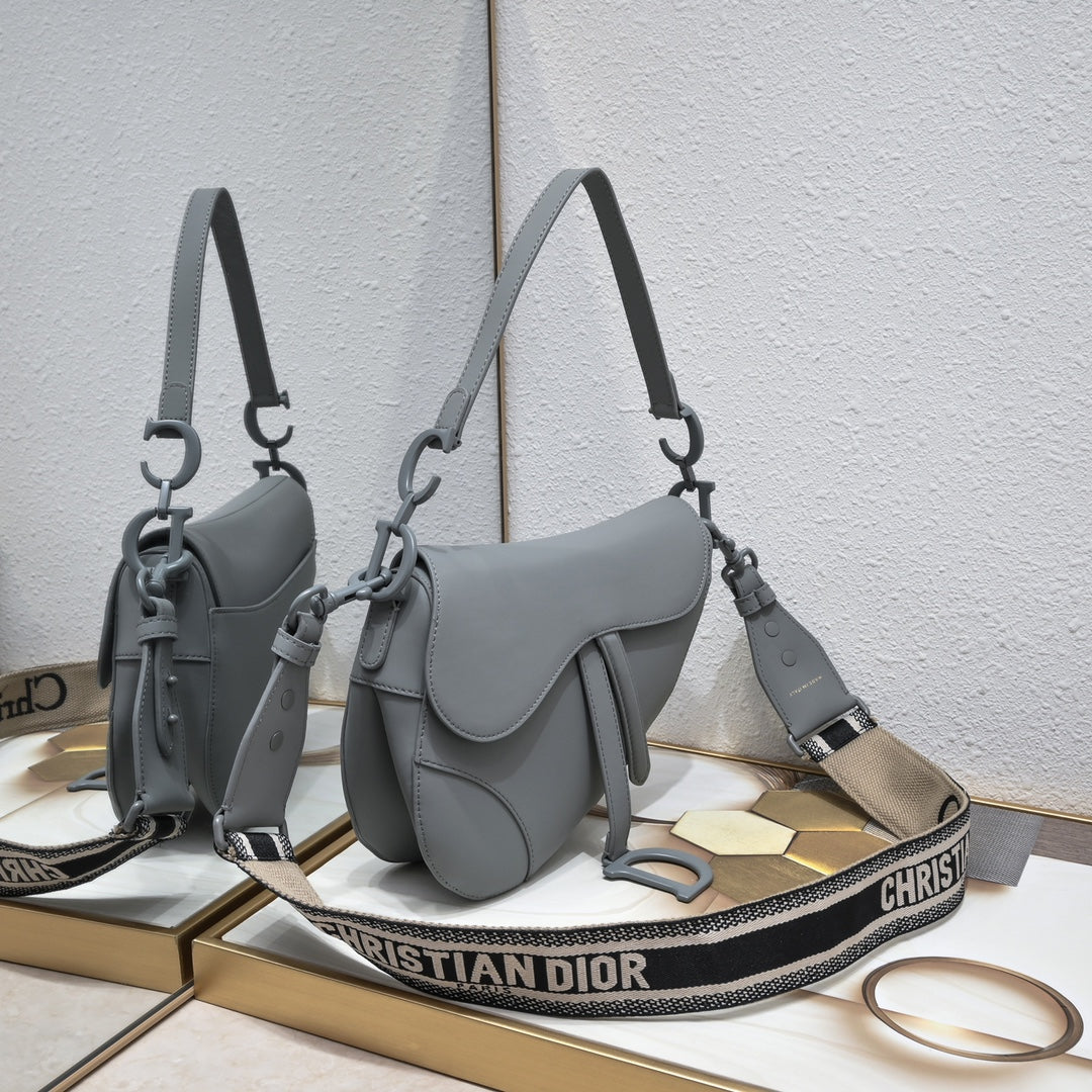 1WD115B Popular leather bag