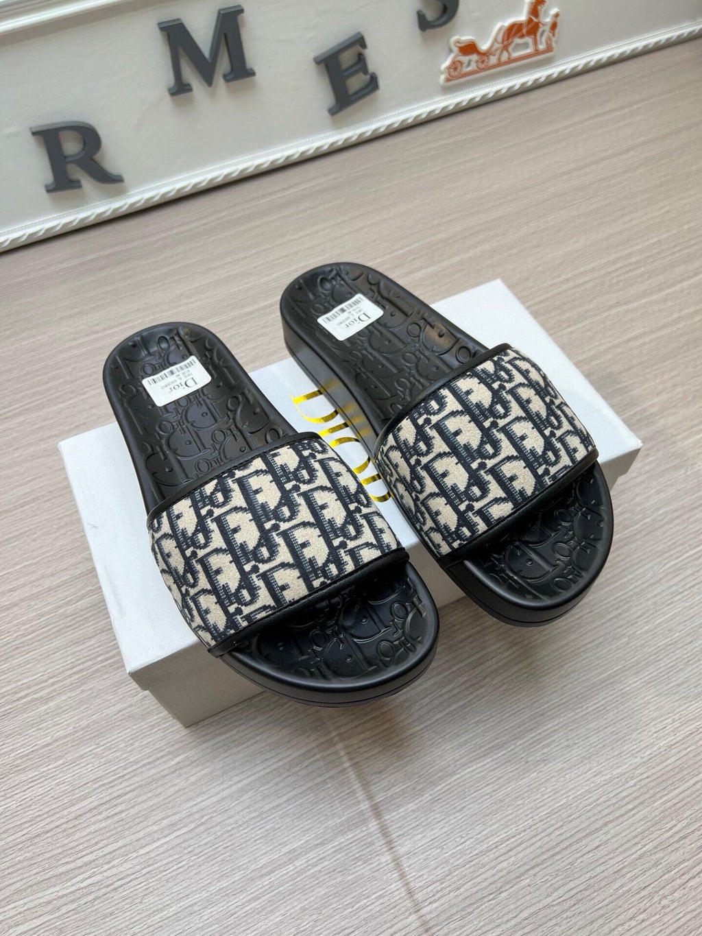 5LD214Z Popular Slippers