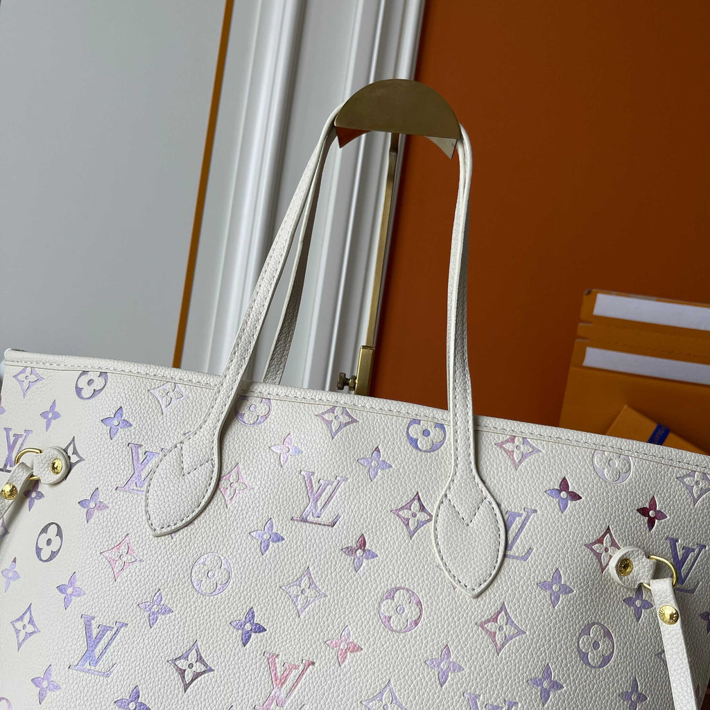 146PE93B Popular leather bag