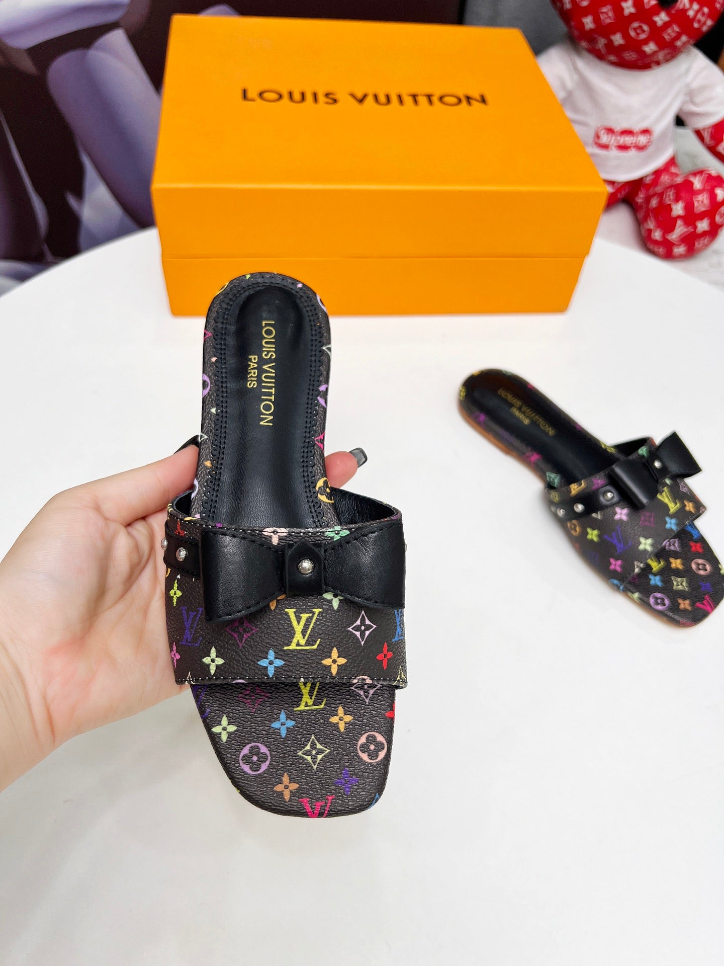 245RE24Z Popular leather shoes 