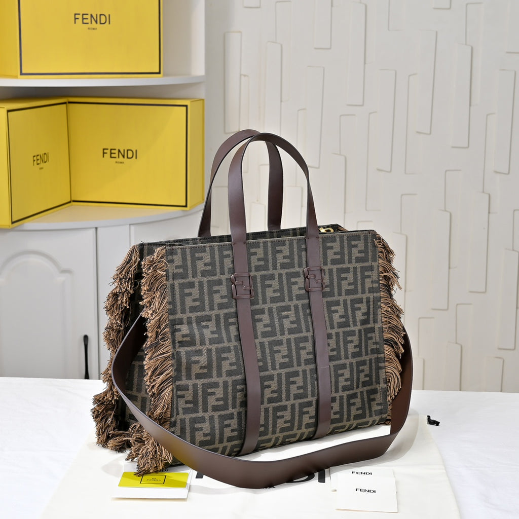 15RF135B Popular Bags