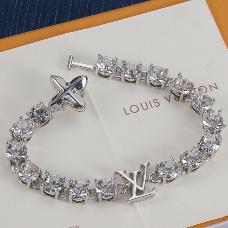 14E558K  Popular Bracelets