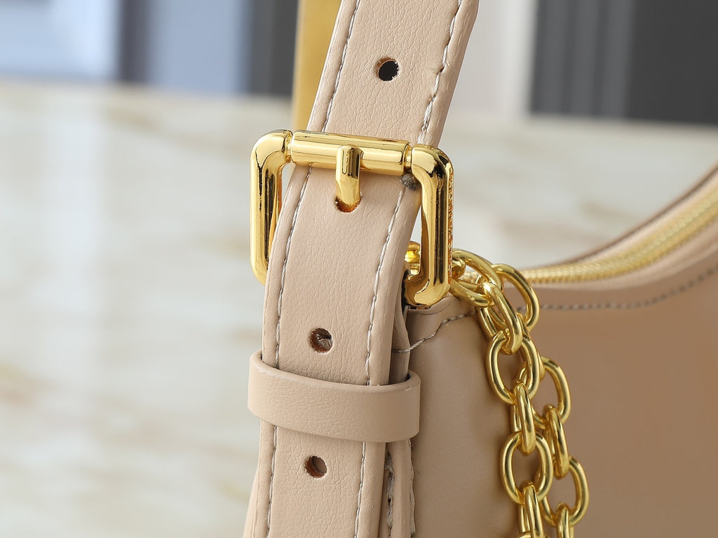 15RE23B Popular  leather bag