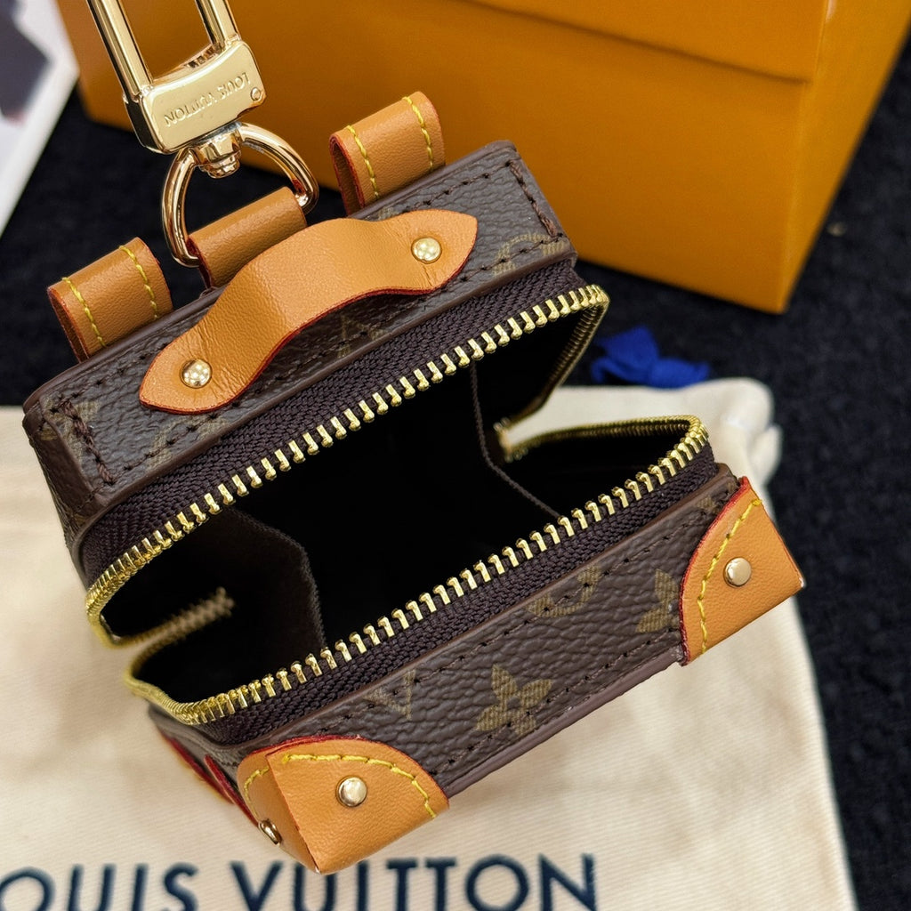35ZE10A Popular bag 's charms accessories