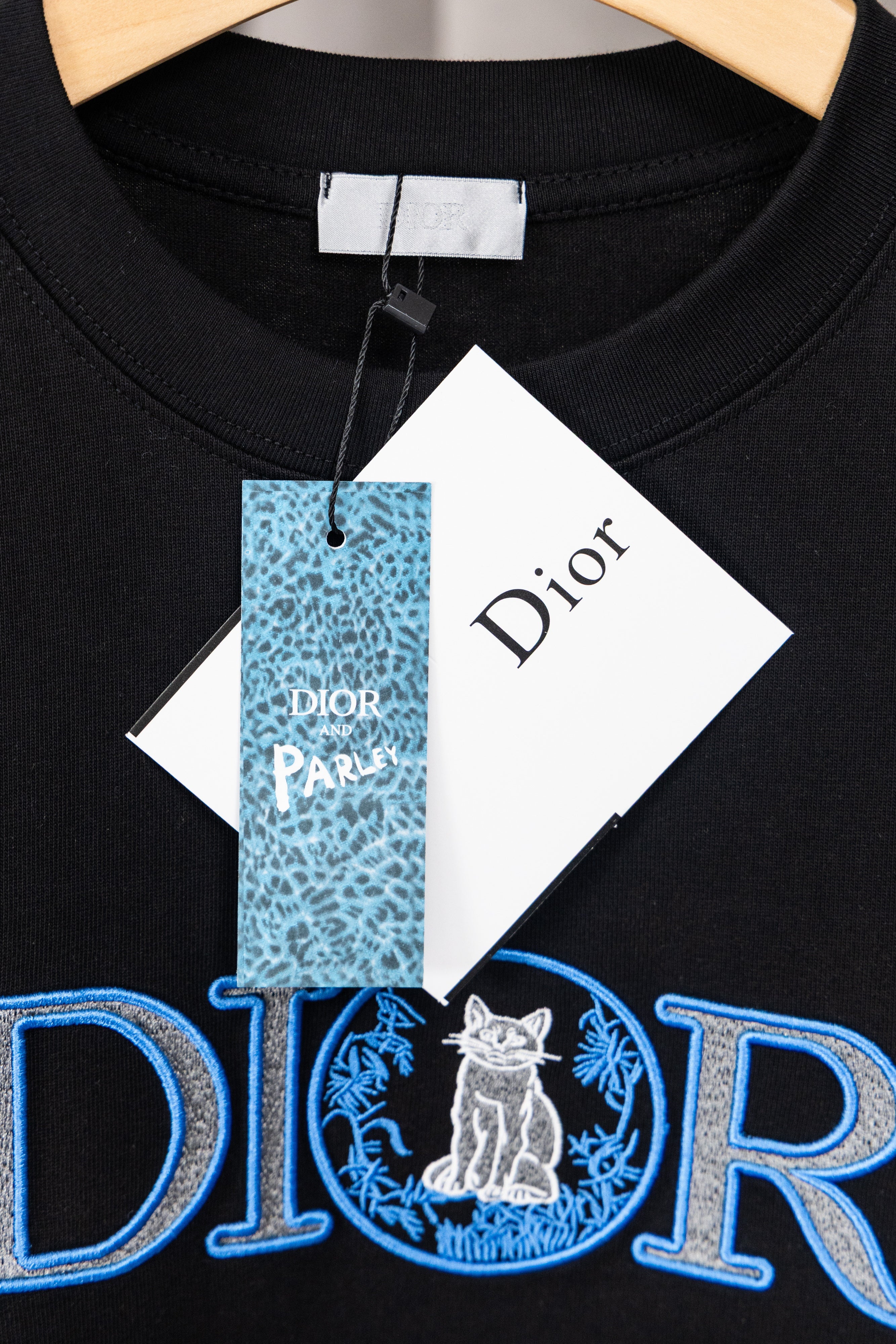 36PD128U Popular T-shirts