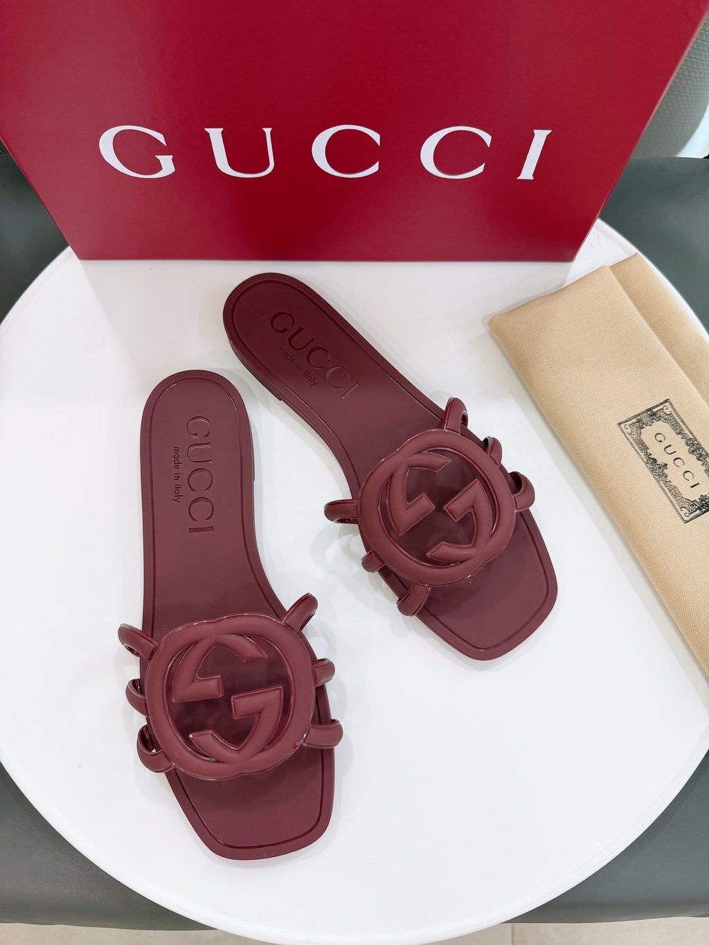 Z2X66B60  Popular high-quality slippers