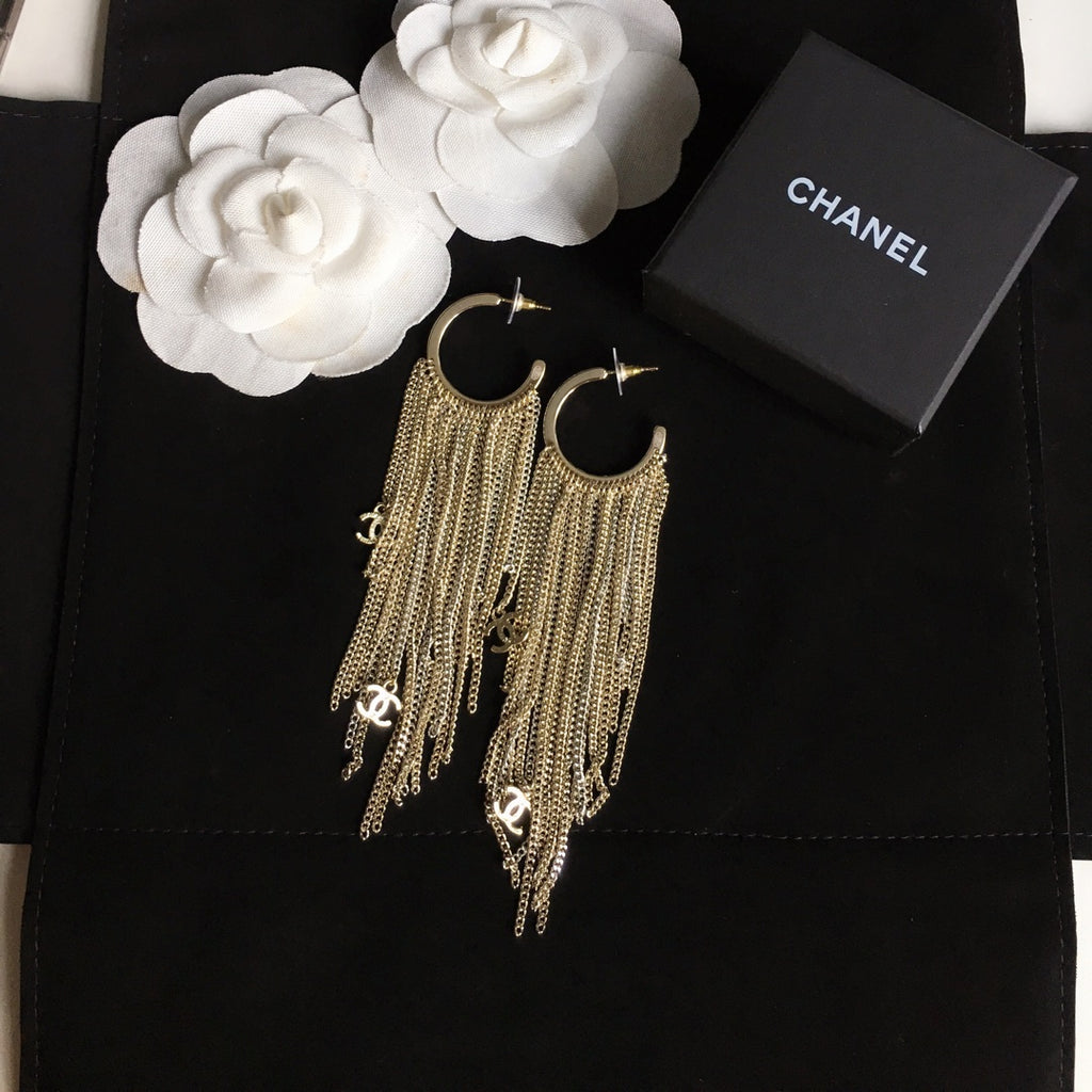 14C108E Popular Earrings
