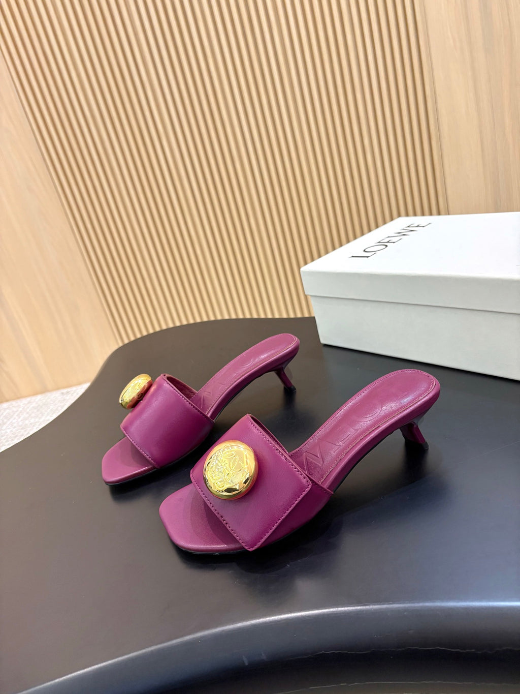 Z2X66V17 Popular high-quality leather Shoes