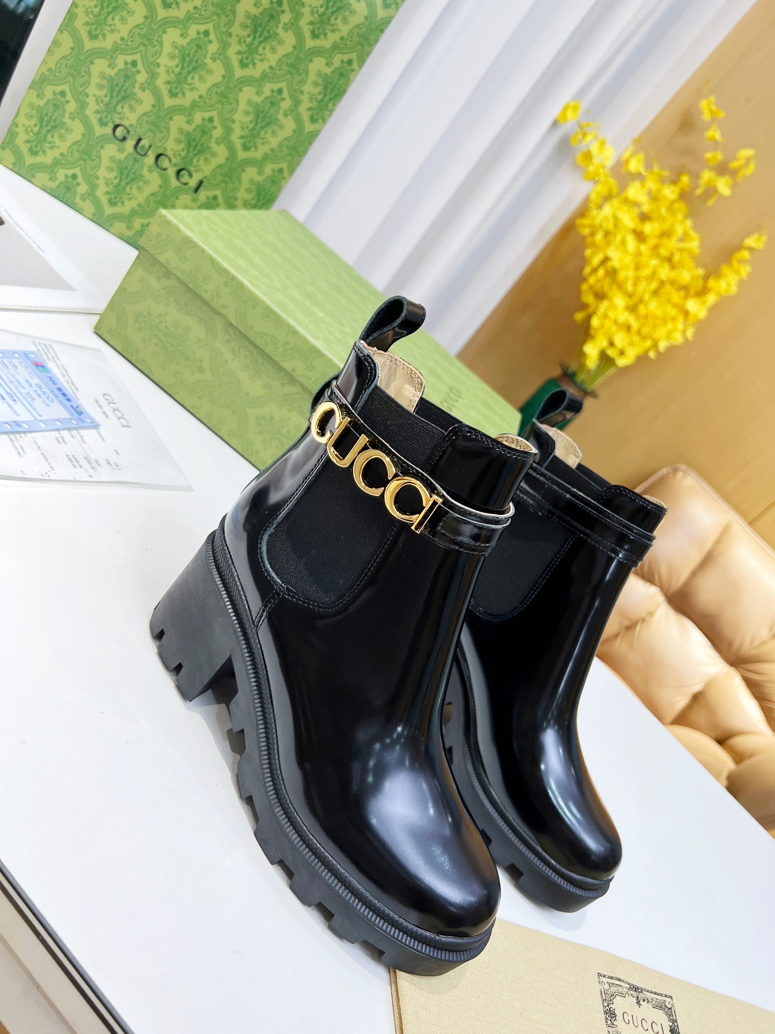 2XB196Z Popular leather boot (top layer leather lining)