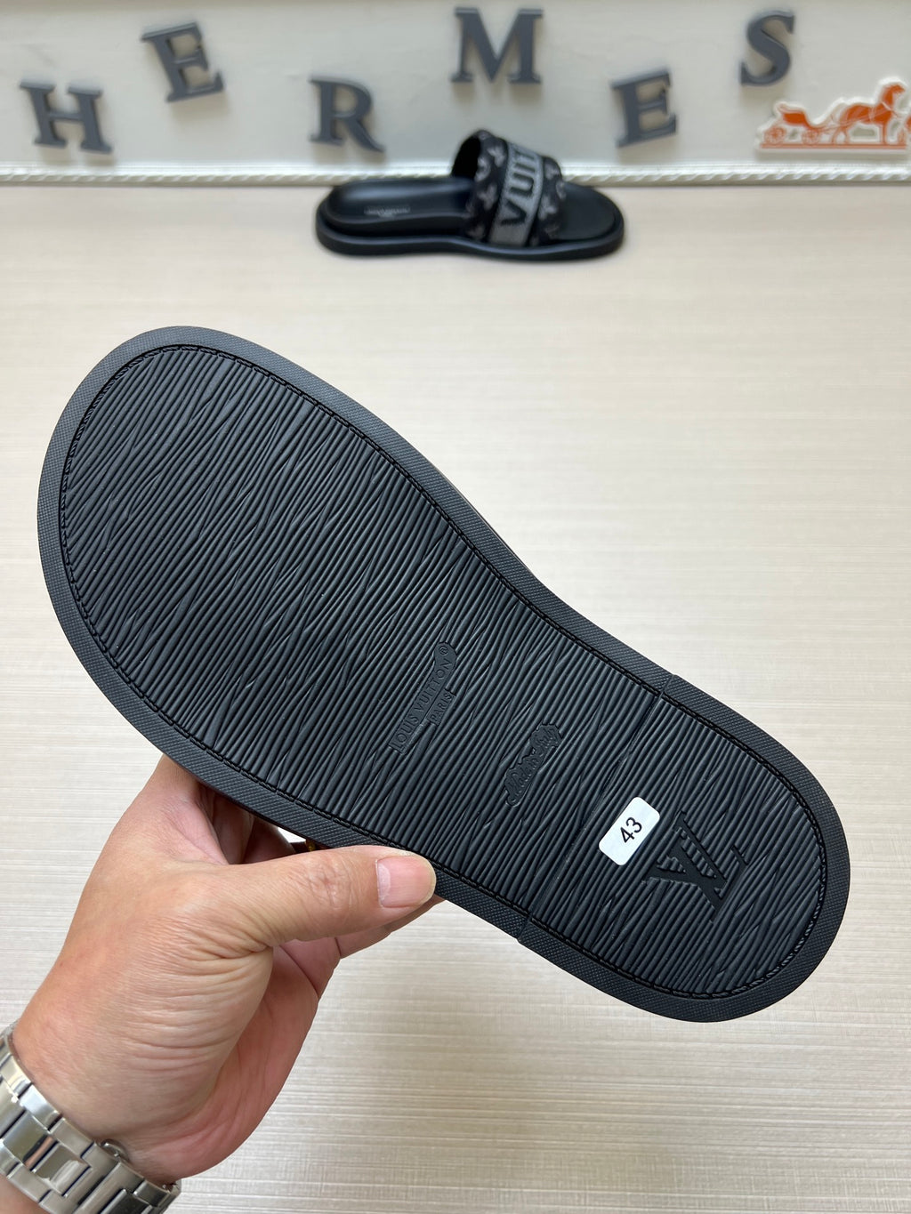 535ZE300Z Popular Slippers