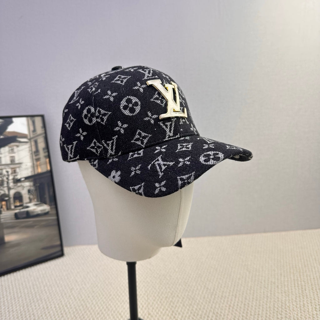 16XE32M Popular hats