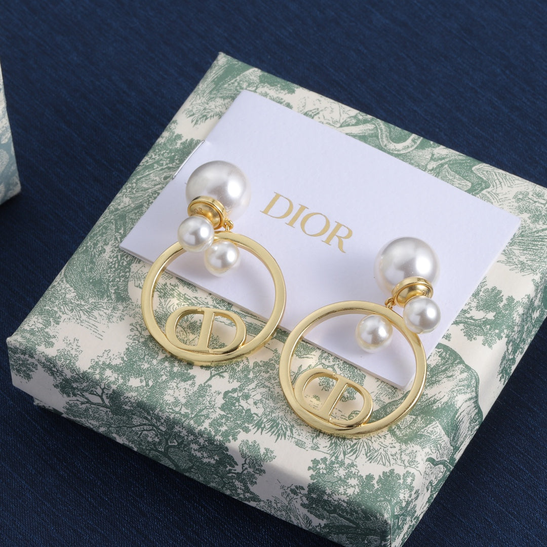 14D945E Popular  Earrings