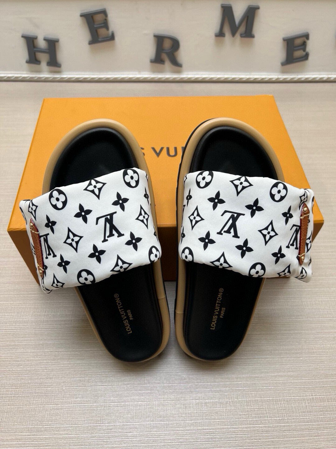 5QE9Z Popular Slippers
