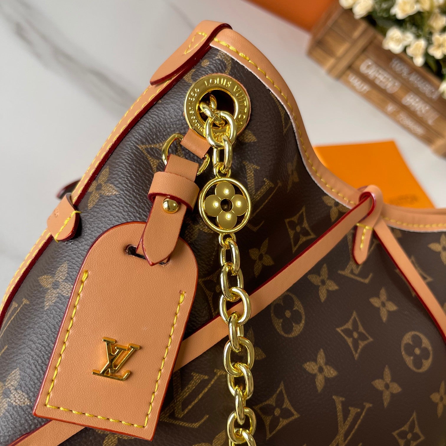 1WE96B Popular leather bag)