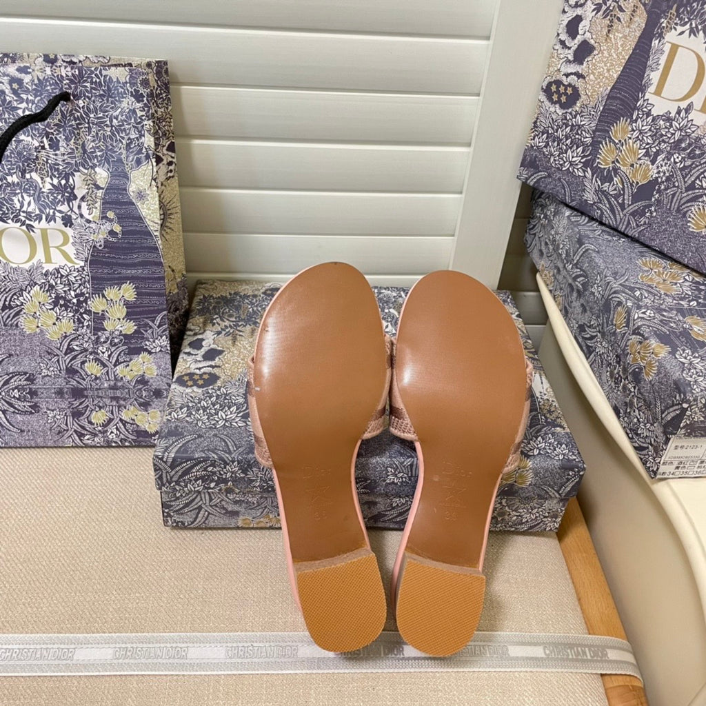 14D64Z Popular sandals