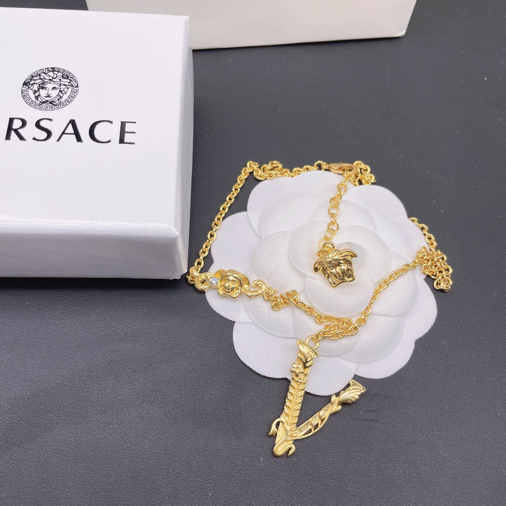 15QV145X Popular Necklace.Bracelet