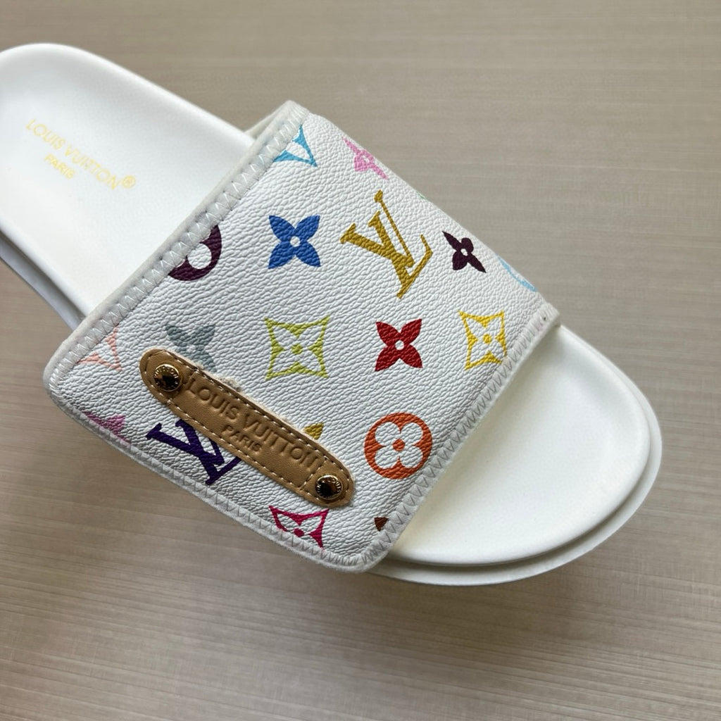 575NE6Z  Popular Slippers