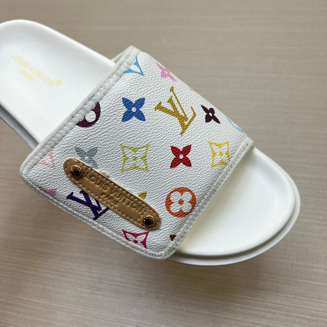 575NE6Z  Popular Slippers