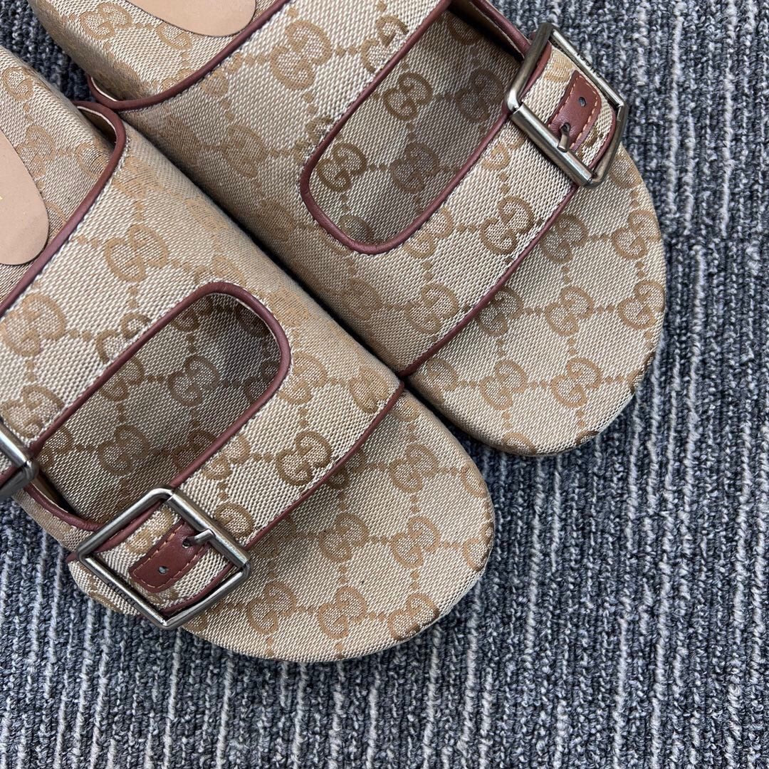54B123Z Popular slippers