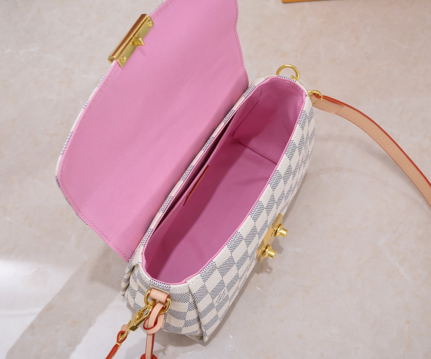 B1X66E9 Popular high-quality leather bag