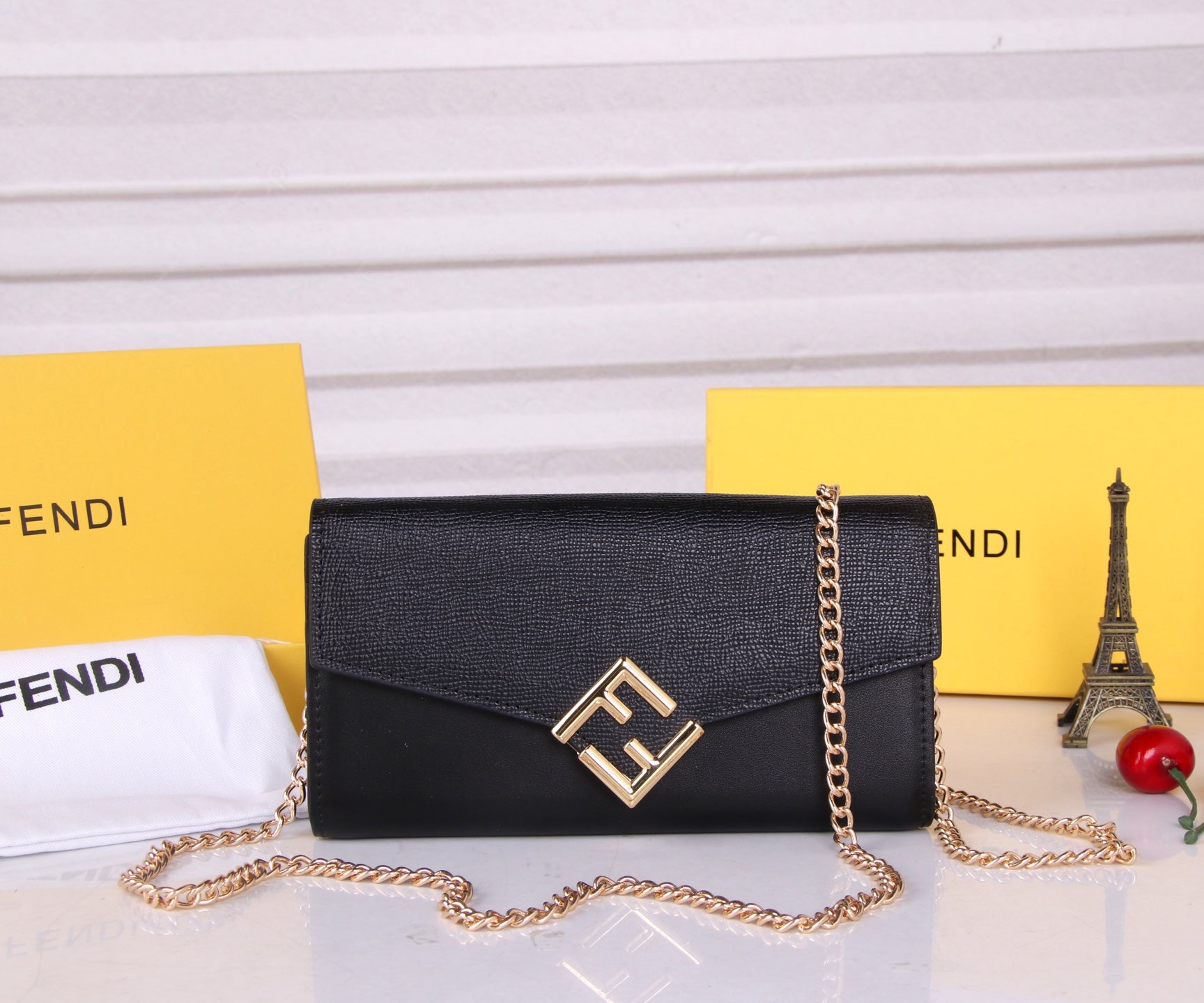 136PF103B Popular leather bag