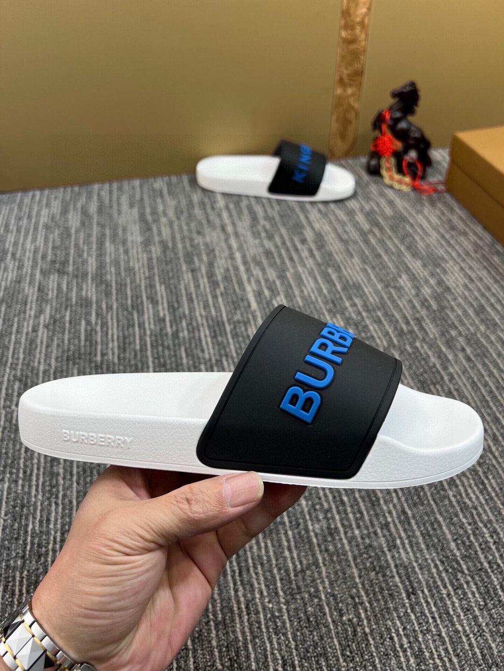 535ZR255Z Popular Slippers
